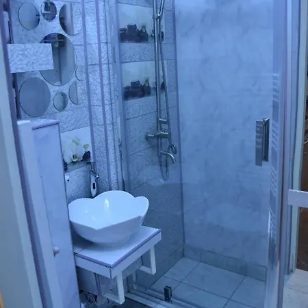 アパート Apartament Ultracentral Piata Muzeului Napoca クルージュ＝ナポカ